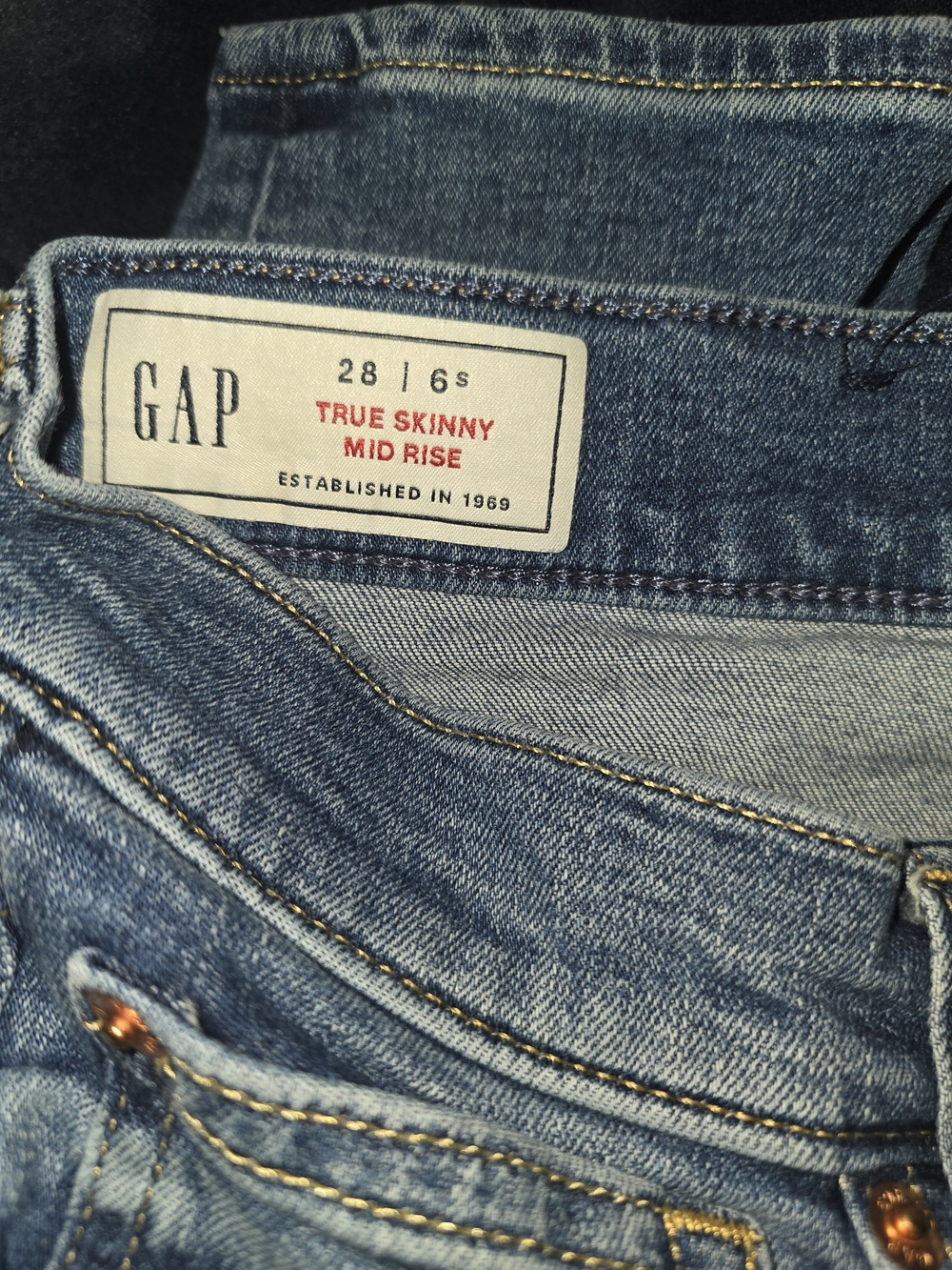 GAP True Skinny Mid Rise Jeans - Light Blue